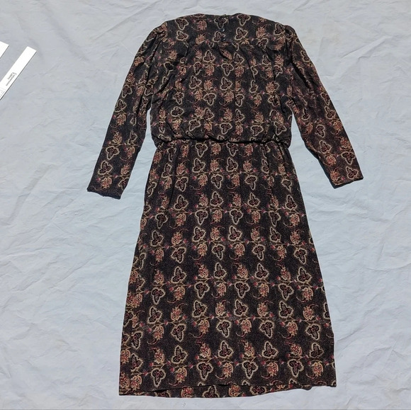 Vintage Petite Long Capped Sleeve (with shoulder pads) Black Dress - Size  8 - Picture 10 of 12